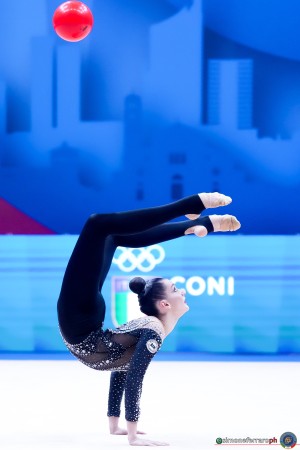 ain 25211 harnasko alina sfe01916 simone ferraro ph